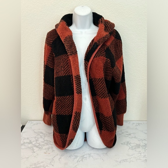 Maurices Other - Maurices Womens S/M Red Fuzzy Fleece Lounge Hoodie Cardigan Robe Oversized